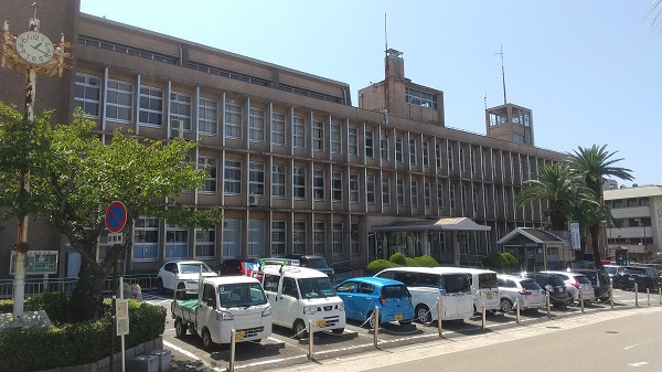 岸和田市役所